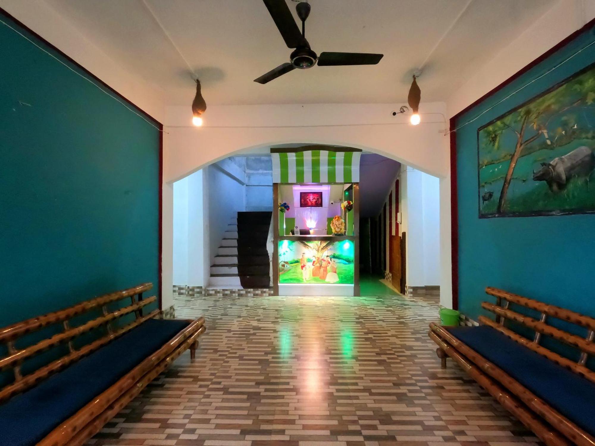 Kareng Party Camp N Homestay Казиранга Экстерьер фото