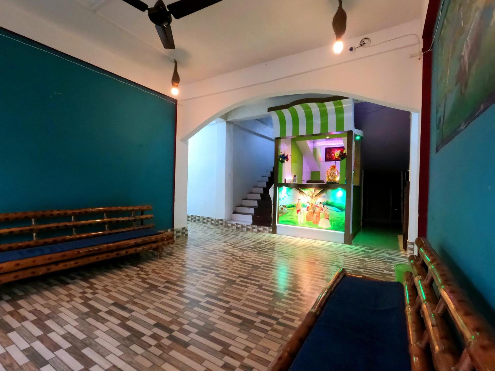 Kareng Party Camp N Homestay Казиранга Экстерьер фото