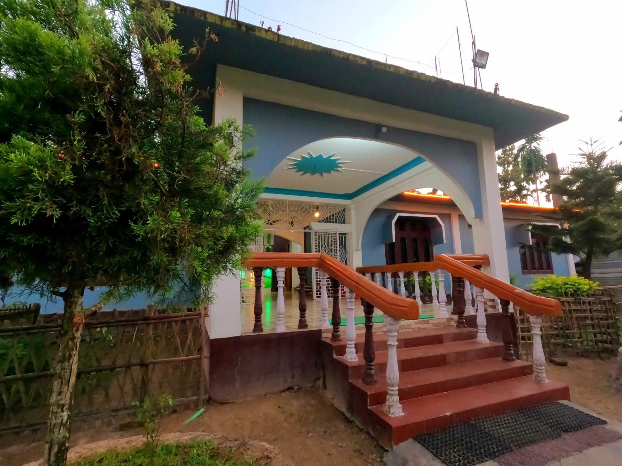 Kareng Party Camp N Homestay Казиранга Экстерьер фото